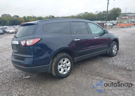 2017 Chevrolet Traverse Ls z USA, uszkodzony, nr VIN 1GNKRFED2HJ203093